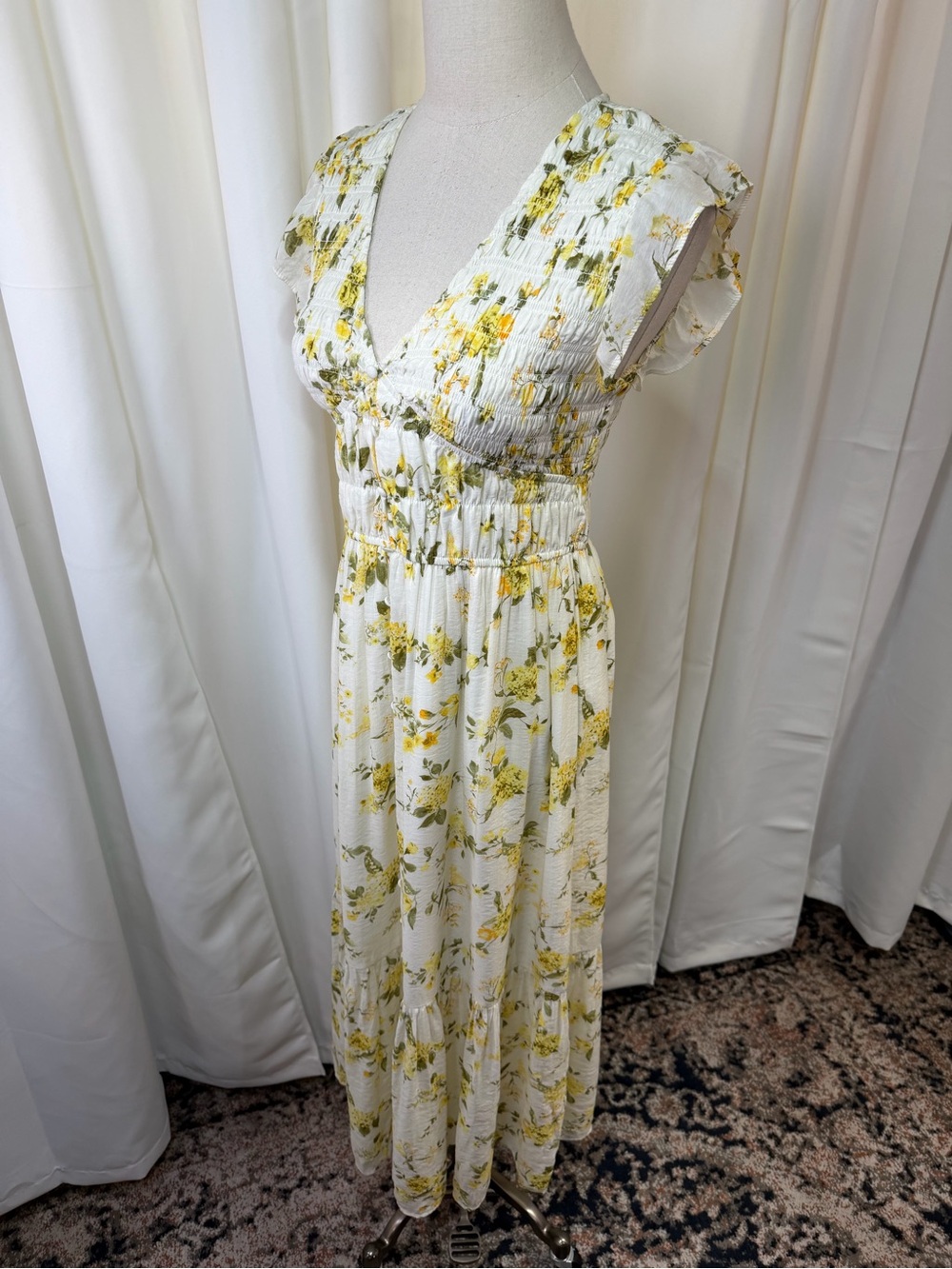 Joie Smocked Yellow Floral V-Neck Midi Dress with Ruffle Cap Sleeves Size Small - Picture 6 of 15